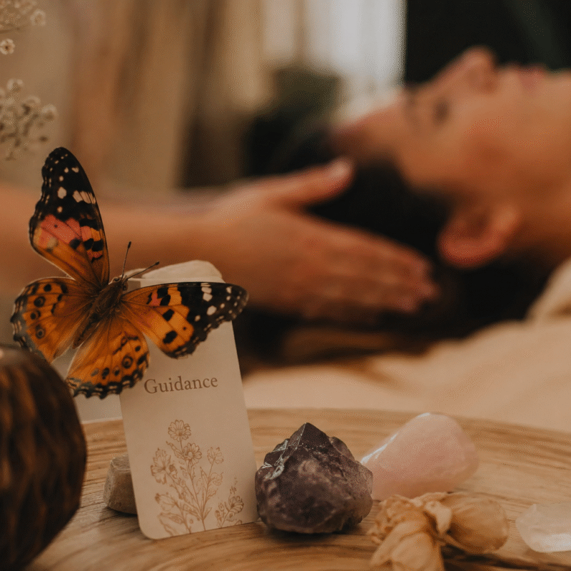Ambiance douce et féminine pour l'événement Métamorph'ose