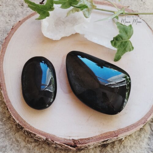 Galets d’Obsidienne Œil Céleste aux reflets irisés – pierre de protection et d’introspection.