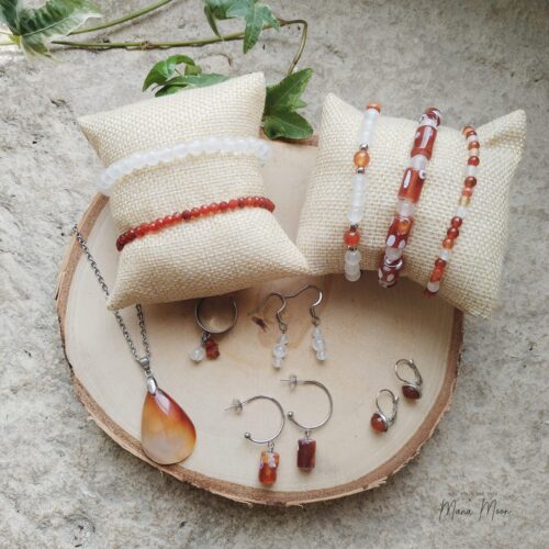 Collection Lune des semences – bijoux en pierres naturelles Cornaline et Sélénite fabriqués à la main