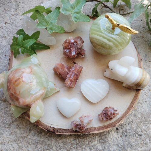 Aragonite naturelle ou sculptée, symbole d’ancrage, de patience et de connexion à la Terre