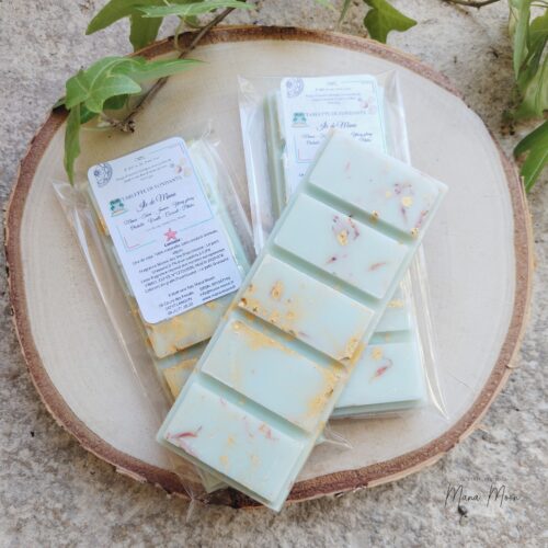 Tablette fondant parfumé Île de Mana – Monoï, fleurs et pétales séchés