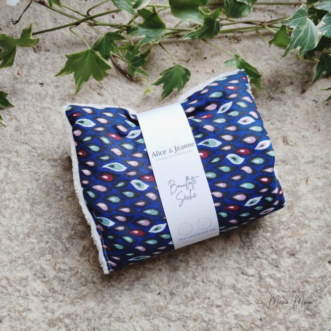 bouillotte sèche Louna artisanale motif gouttes multicolores bleu roi graines de lin