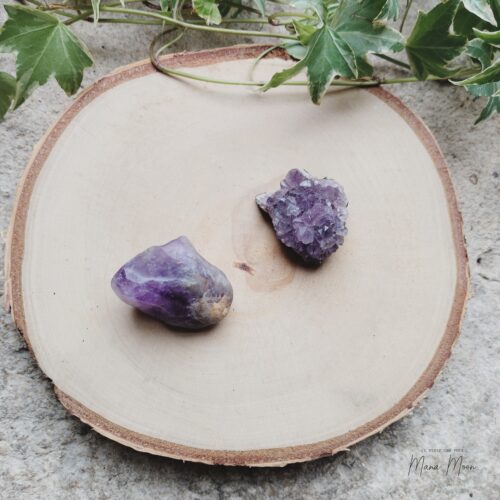 galet et pierre brute d'améthyste