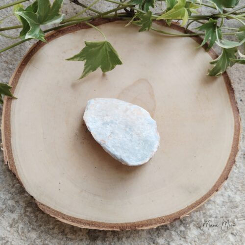 Angélite pierre naturelle bleue – sérénité, communication céleste et apaisement émotionnel