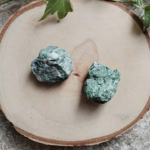 Pierre brute de Diopside naturelle — vertus de guérison émotionnelle, soutien immunitaire, résilience et apaisement intérieur