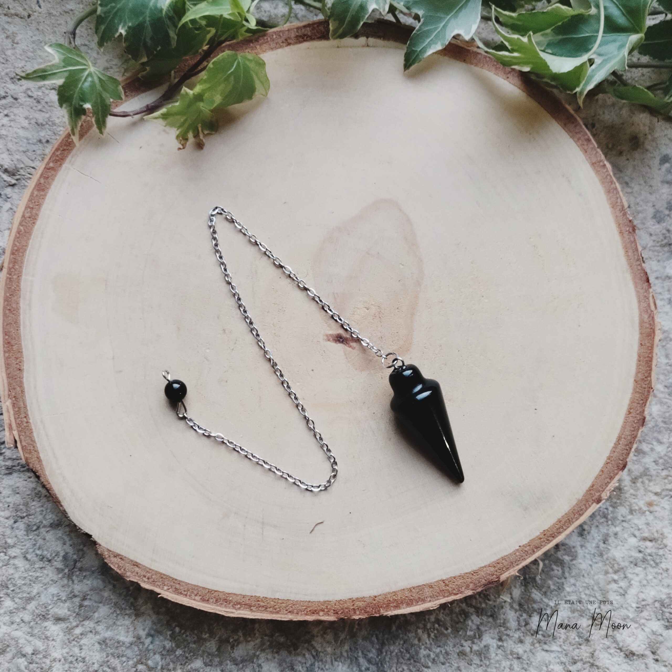 InCollage_20251216_171246810 pendule en obsidienne noire goutte