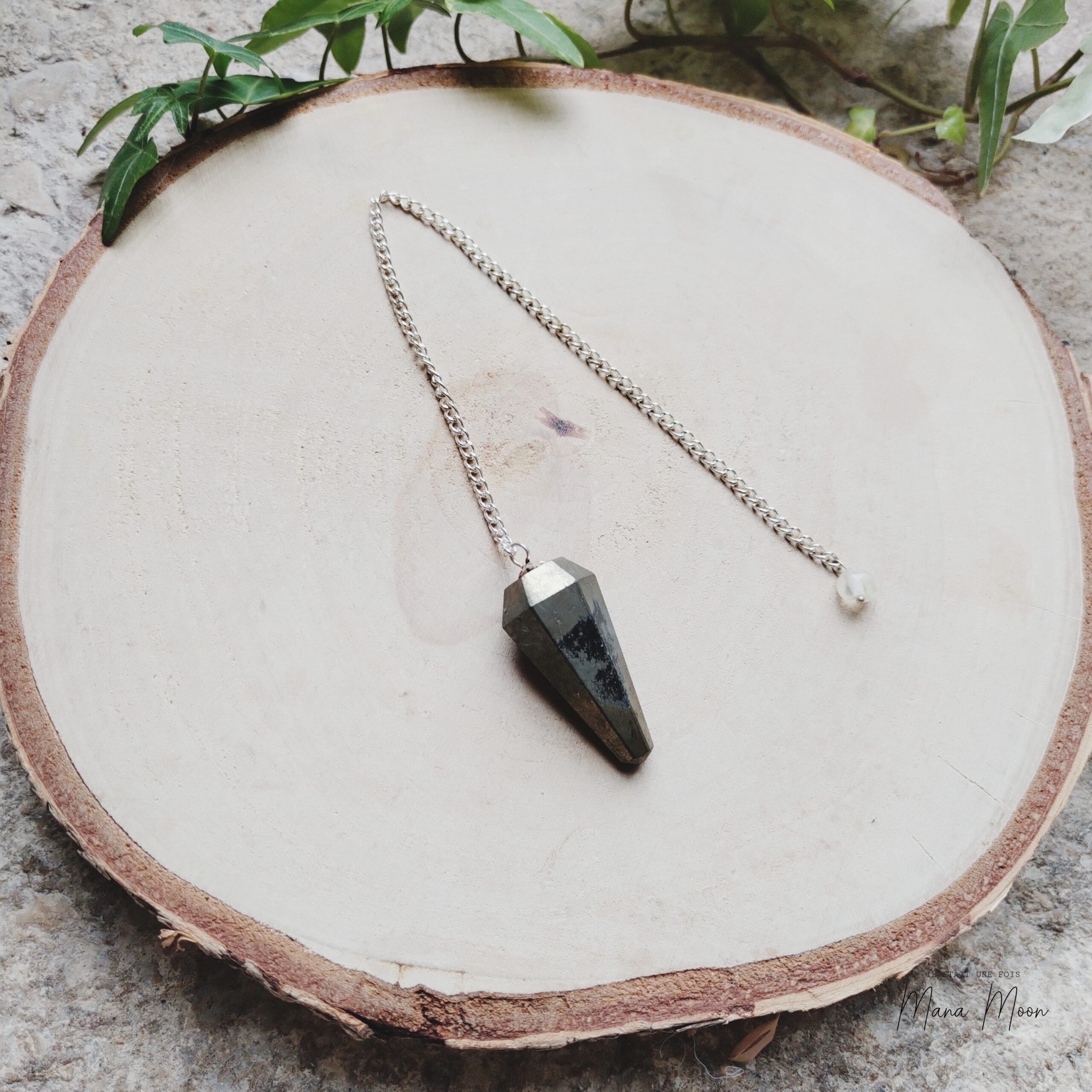 Pendule en Pyrite naturelle – Protection & précision en radiesthésie