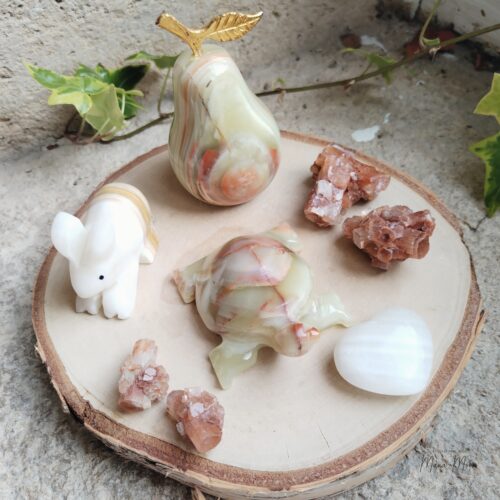 Aragonite naturelle ou sculptée, symbole d’ancrage, de patience et de connexion à la Terre