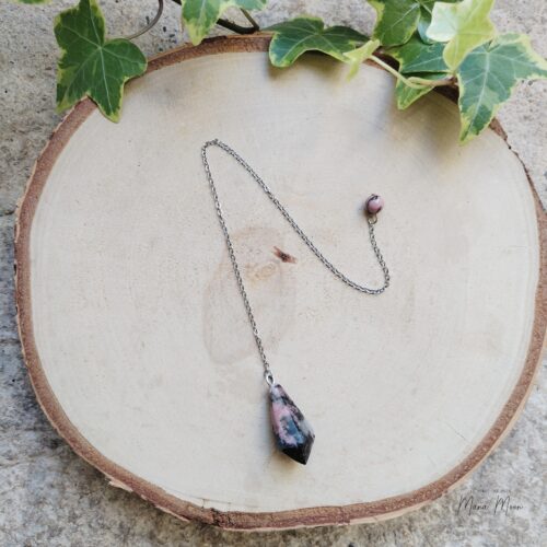 pendule en rhodonite