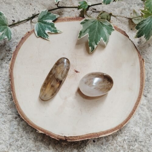 Citrine naturelle, jaune éclatant, symbole de joie, d’abondance et de confiance en soi