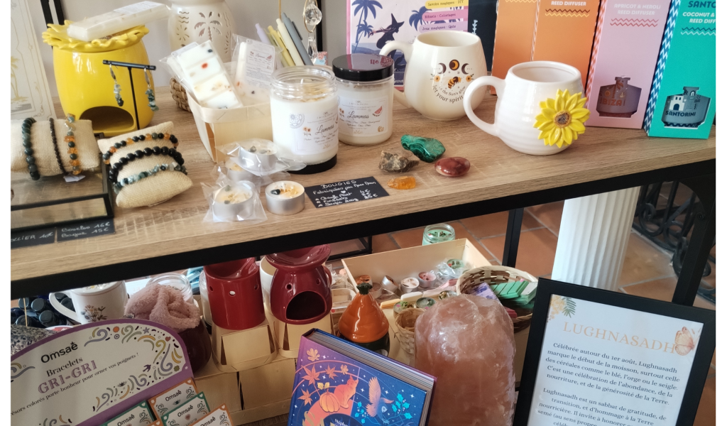 Table d'entrée boutique ésotérique mana moon lughnasadh pour célébrer les premières récoltes et la gratitude